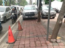 Budaya Jalan Kaki di Jakarta Rendah, Trotoar Tak Layak Jadi Penyebab