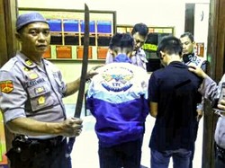 Geng Motor Bersenjatakan Kapak Serang Warga di Sukabumi, 4 Orang Terluka