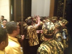 Ini Penyebab Kericuhan di Munaslub Golkar Menurut Yorrys