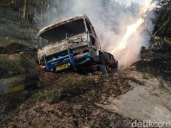 Ditabrak Truk Tronton, Pipa Gas PT Chevron di Riau Meledak
