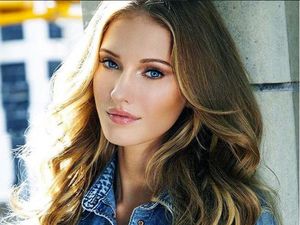 Ela Kawalec, Model yang Jadi Gebetan Baru Leonardo DiCaprio