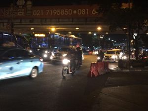 Kronologi Penyerangan Sekelompok Pria Cepak pada Polantas di Mampang