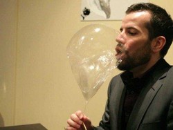 Resto Bintang 3 Michelin Ini Suguhkan Balon Berisi Helium yang Bisa Dimakan