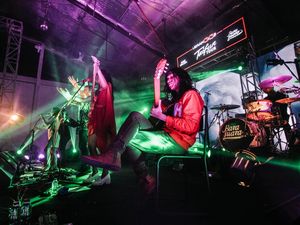 Jakarta Tutup Barasuara Taifun Tour 2016