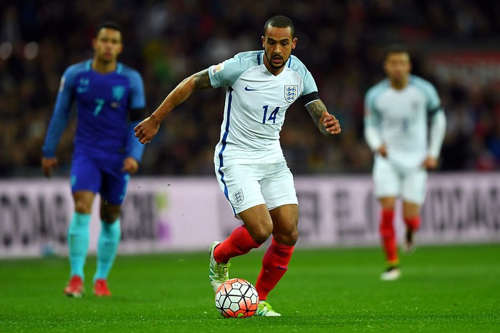 Theo Walcott di Timnas LONDON, ENGLAND - MARCH 29: Theo Walcott of England during the International Friendly match between England and Netherlands at Wembley Stadium on March 29, 2016 in London, England. (Photo by Shaun Botterill/Getty Images)