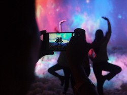 Instalasi Constellation Neverland 2.0 Pukau Pengunjung di Street Stage Bandung