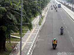 Ahok Minta Pengembang Wajib Urus Trotoar di Jakarta