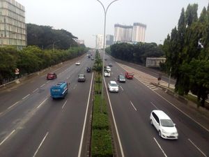 Hati-hati! Sejumlah Tutup Gorong-gorong di Tol JORR Hilang