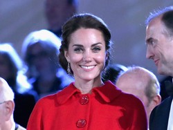 Gaya Kate Middleton Pakai Jaket Harga Terjangkau di Pesta Ultah Ratu Inggris