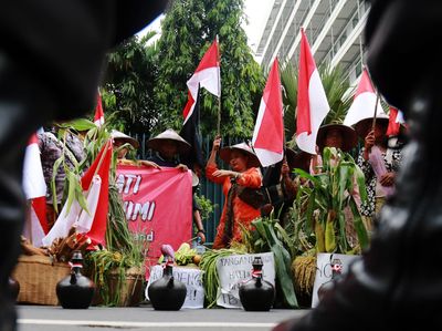 Petani Kendeng Demo di Kedubes Jerman