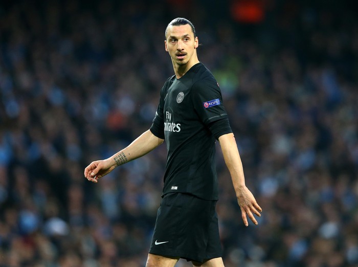 Keane dan Schmeichel Dukung MU Datangkan Ibra