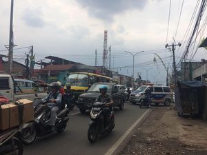 Imbas Robohnya JPO Tol BSD, Lalu Lintas Ciputat-Lebak Bulus Padat