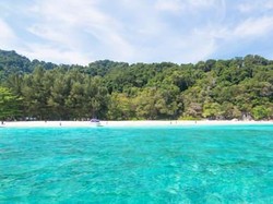 Terlalu Banyak Turis, Thailand Berani Tutup Satu Pulau Wisata