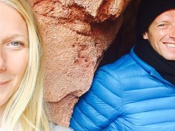 Demi Anak, Gwyneth Paltrow dan Chris Martin Liburan Bareng ke Disneyland