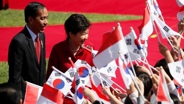 Jokowi Bertemu Presiden Korsel Park Geun Hye