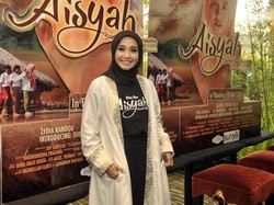 Makin Dekat dengan Keponakan Jusuf Kalla, Kapan Laudya Cynthia Bella Menikah?