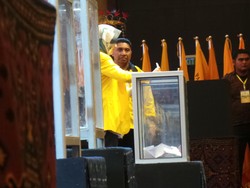 Voting Putaran Pertama Selesai, Pemilihan Ketum Golkar Diskors Salat Subuh