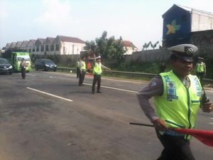 Polisi Cek Ulang Lokasi Robohnya JPO Tol BSD