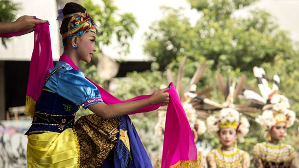 Kemeriahan Jakarta Dance Carnival