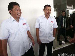 Kala Pemred Obor Rakyat dan Andi Arief Saling Tanya Kabar Kala Pemred Obor Rakyat dan Andi Arief Saling Tanya Kabar