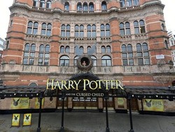 Intip Persiapan Jelang Pentas Teater Harry Potter and the Cursed Child