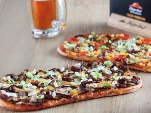 Pizza Hut Inggris Ciptakan Pizza dengan Campuran Bir