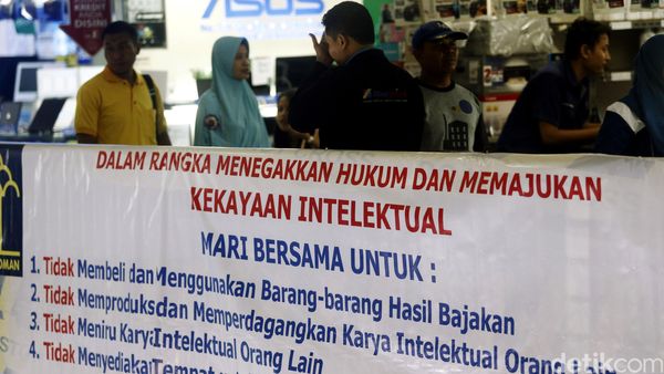 Sosialisasi Undang-Undang Hak Cipta di Pusat Perbelanjaan