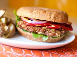 BBQ Tempe dan Burger Tempe, Menu Gaya Barat yang Populer