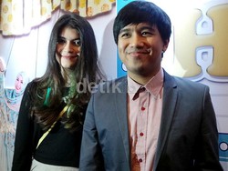 Joshua Suherman Bantah Putus karena Pamela Bowie