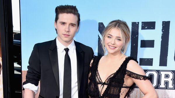 Aww, Chloe Moretz Gandeng Brooklyn Beckham di Red Carpet