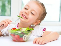 Ini Sebabnya Anak-anak Perlu Diberi Asupan Sayuran dan Buah Segar