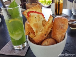 The Beach Grill:  Pesta Seafood Segar dengan Pemandangan Elok Lautan India