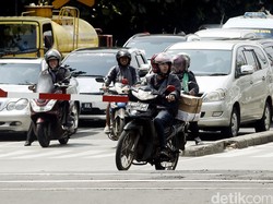 Pemkot Bandung dan PT KAI Siapkan Ranjau untuk Pemotor Lawan Arus