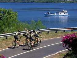 Etape 4: Turunan Curam, 311 Tikungan dalam 35 KM, dan Tanjakan Gila Lagi