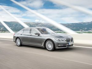 BMW Berencana Lahirkan Seri 7 Coupe
