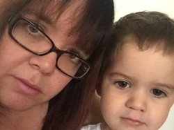 Anak Muntah di Restoran, Ibu Ini Harus Bayar dan Bersihkan Lantai