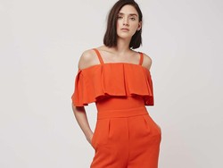 Ceria dan Dinamis dengan 5  Jumpsuit Stylish Berwarna Cerah