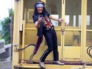 Candil Sempat Ingin Bernyanyi Pop