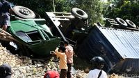 Truk Terbalik di Lombok Timur