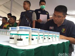 Polisi Operasi Pekat di Terminal Kampung Rambutan, Tiga Orang Diamankan