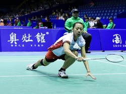 Tommy Menang, Febe Tersungkur