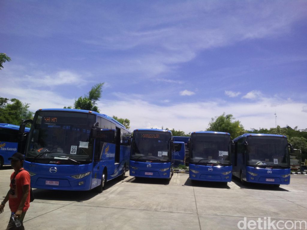Naik TransK Gratis, Pemprov Aceh Kucurkan Rp 11 M untuk Operasional Naik TransK Gratis, Pemprov Aceh Kucurkan Rp 11 M untuk Operasional