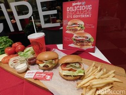 Wendys Perkenalan Burger Andalan dengan Resep Legendaris Dave Thomas