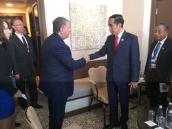 Deal! Jokowi Pastikan Rosneft Bangun Kilang Rp 176 T di Tuban