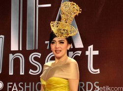 Syahrini Ingin Asuransikan Pita Suaranya