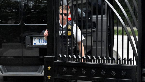 Terjadi Penembakan, Gedung Putih Sempat Ditutup