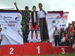 Jianpeng Dapat Momentum Juara Sejak KoM Pertama