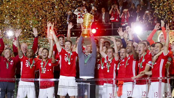 Kalahkan Dortmund, Bayern Juara DFB-Pokal