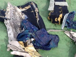 Jasad Korban EgyptAir MS804 Tak Utuh dan Berukuran Kecil-kecil Jasad Korban EgyptAir MS804 Tak Utuh dan Berukuran Kecil-kecil