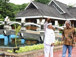 Wali Kota South Windsor New York Puji Keindahan Taman Purwakarta